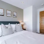Premium 2-bed In Centre By Mcpi Hosting, Perfect For Families & Contractors Apartamento Leeds (West Yorkshire)