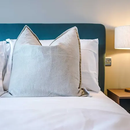 Premium 2-bed In Centre By Mcpi Hosting, Perfect For Families & Contractors Apartmán Leeds (West Yorkshire)