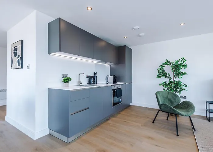 Premium 2-bed In Centre By Mcpi Hosting, Perfect For Families & Contractors Апартаменти Лідс