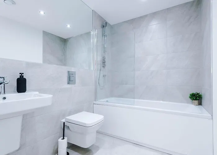 Appartement Premium 2-bed In Centre By Mcpi Hosting, Perfect For Families & Contractors *